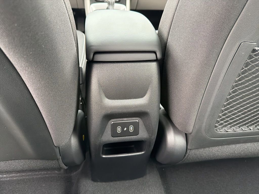 New 2026 Hyundai Venue SEL FWD image 17