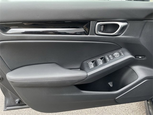 Used 2025 Honda Civic Sport Touring image 11