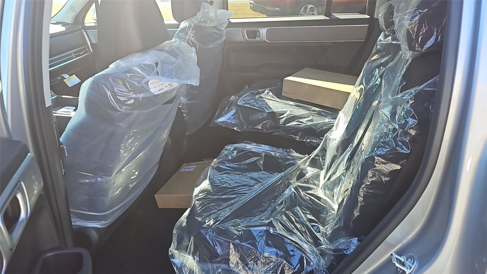 New 2026 Hyundai Santa Fe SE image 11