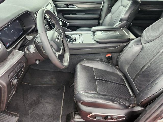 Used 2024 Jeep Wagoneer Series II w/ Flexible Seating Group RWD image 24