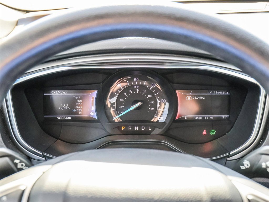 Used 2020 Ford Fusion SE image 31