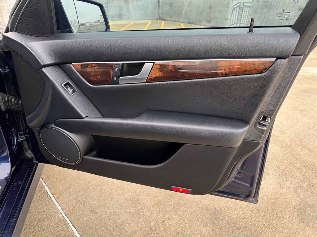 Used 2013 Mercedes-Benz C 300 4MATIC Sedan image 28