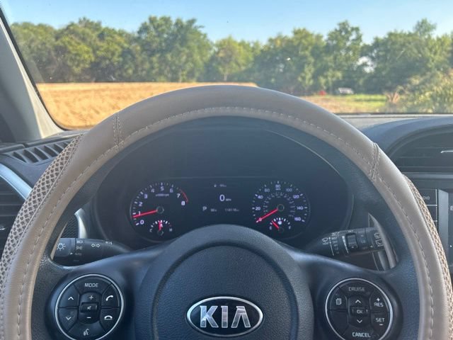 Used 2020 Kia Soul LX FWD image 13