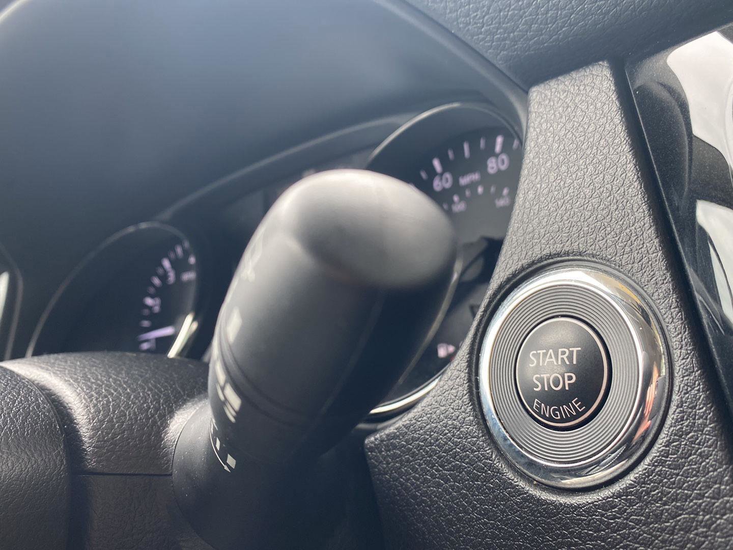 Certified 2022 Nissan Rogue Sport SL image 33