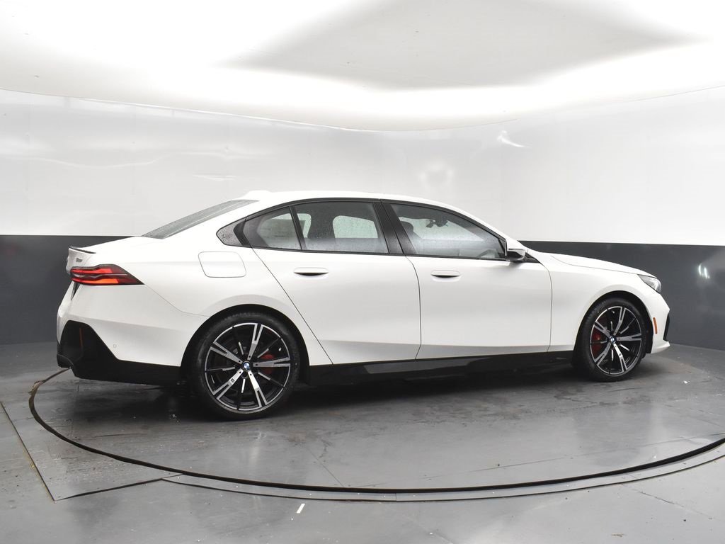 New 2026 BMW 530i w/ M Sport Package image 8
