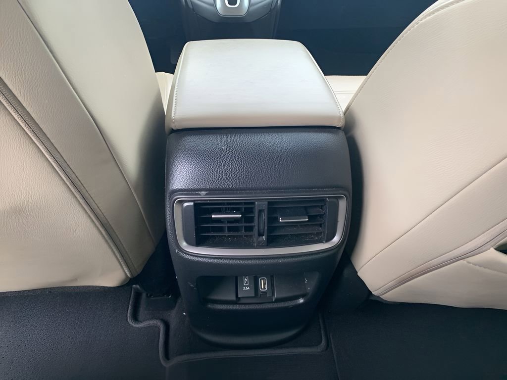Used 2018 Honda CR-V Touring image 14