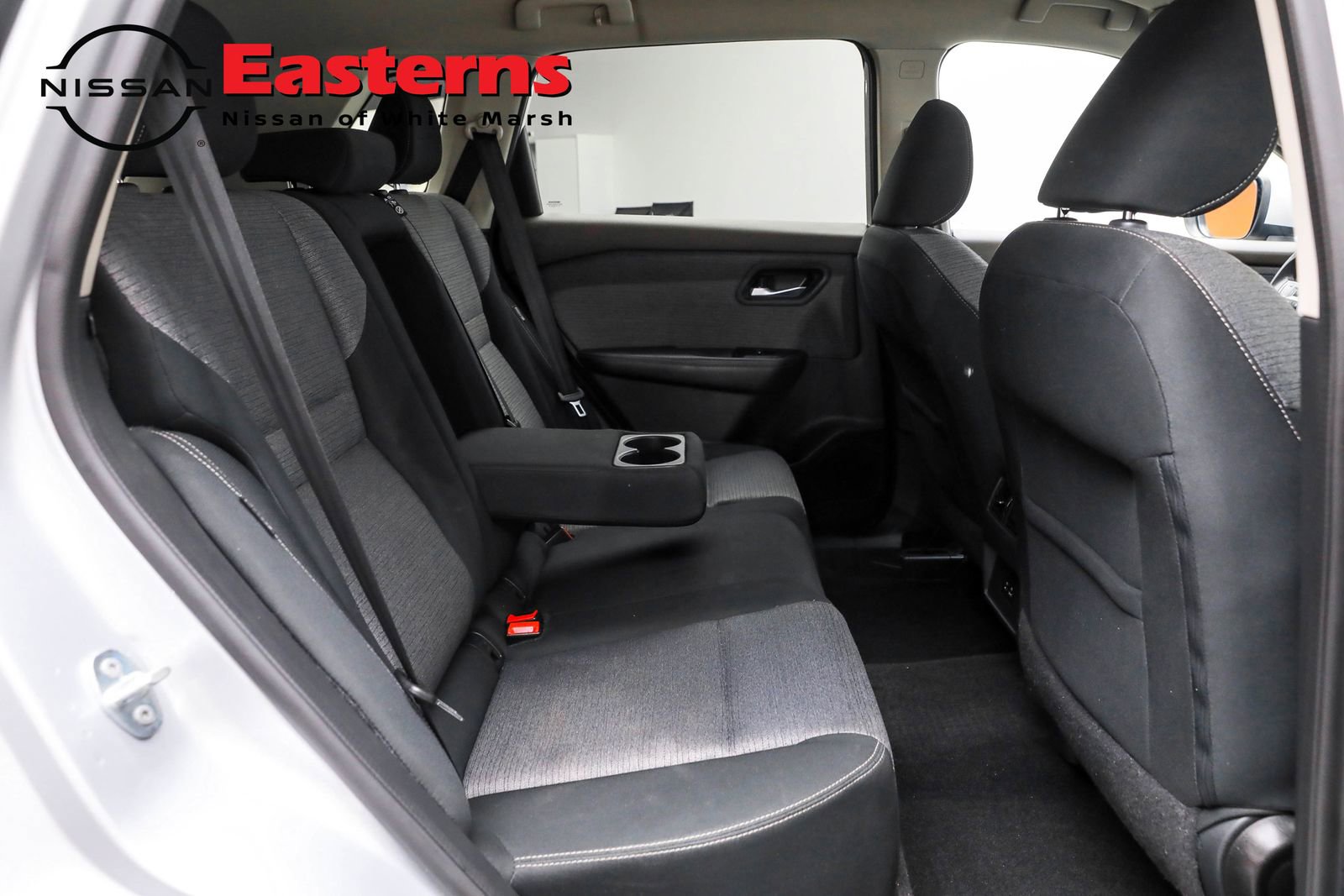 Used 2021 Nissan Rogue SV image 46