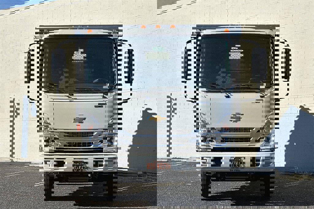 New 2024 Chevrolet Low Cab Forward image 9