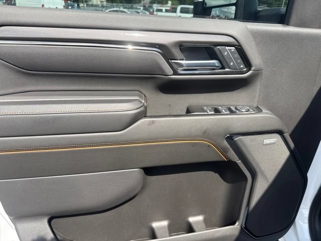 Used 2025 GMC Sierra 2500 AT4 w/ Max Trailering Package AWD/4WD image 26
