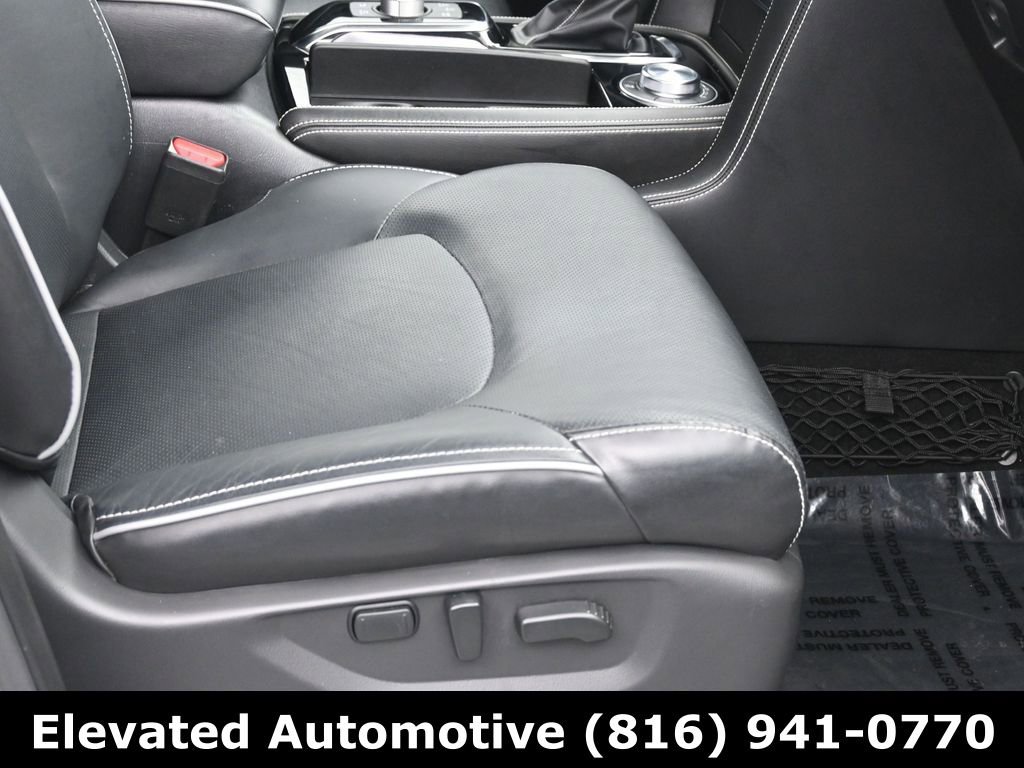 Used 2023 INFINITI QX80 Premium Select w/ All-Season Package image 7
