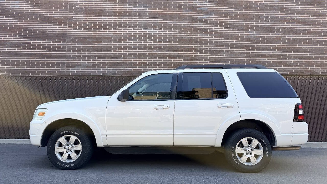 Used 2010 Ford Explorer XLT AWD/4WD image 6