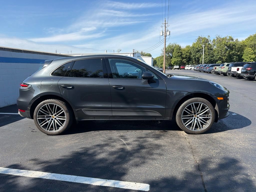 Used 2020 Porsche Macan AWD/4WD image 6