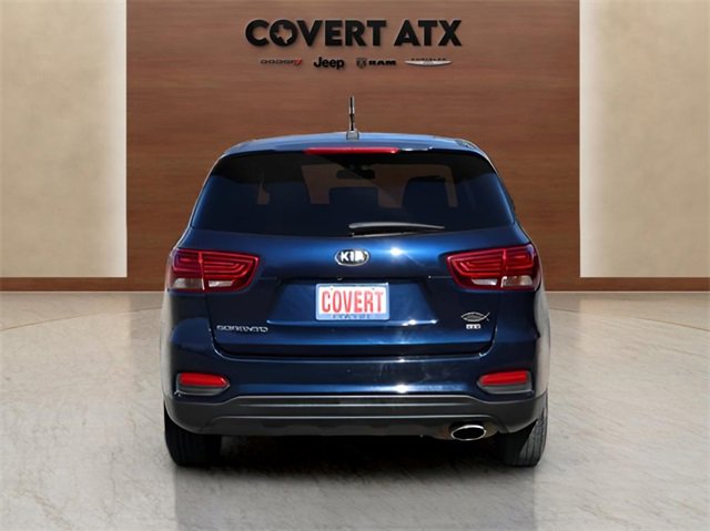 Used 2020 Kia Sorento LX image 4