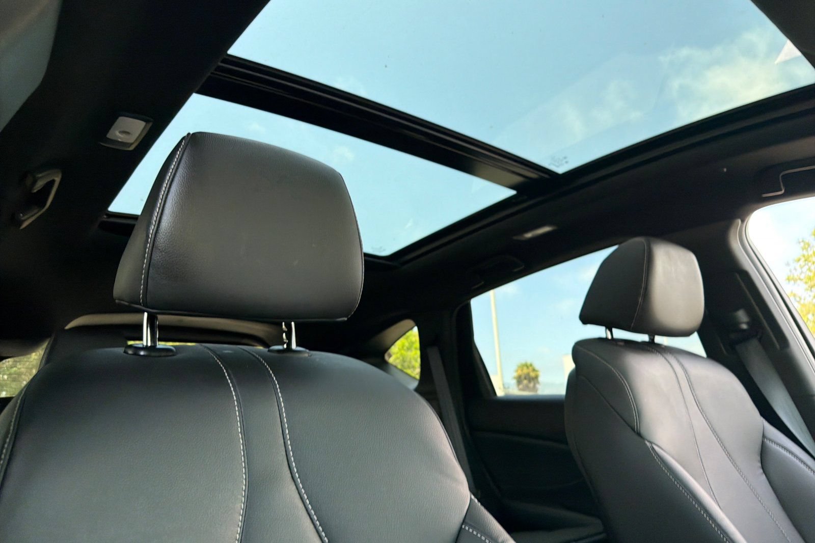 Certified 2025 Acura RDX SH-AWD image 19