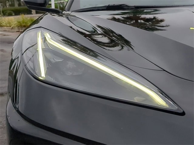 Used 2023 Chevrolet Corvette Stingray Convertible w/ 1LT image 10