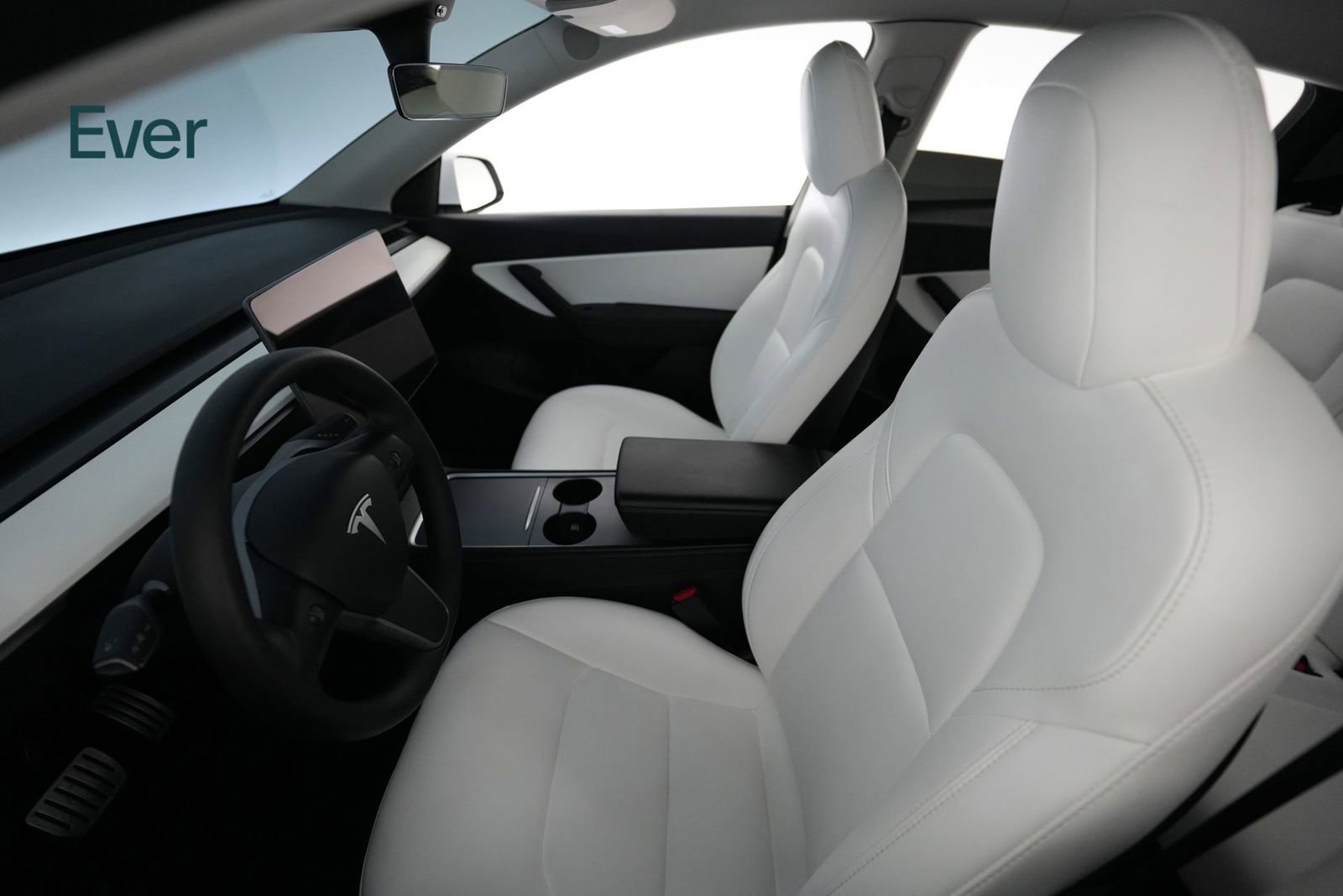 Used 2022 Tesla Model Y Performance image 4