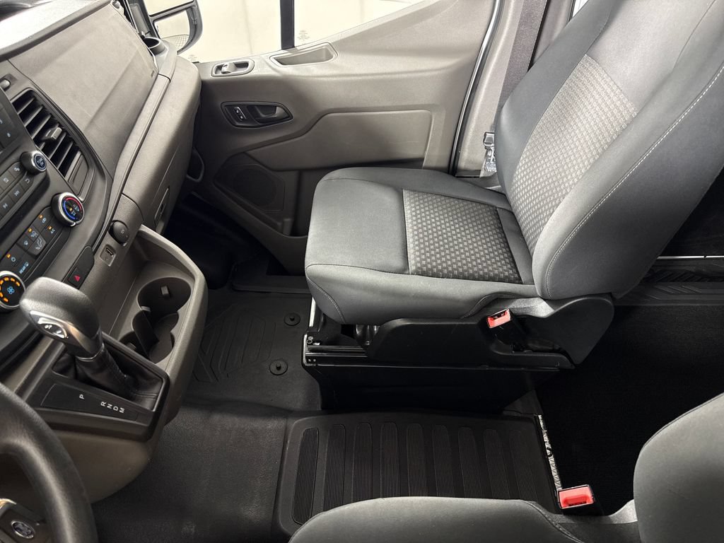 Used 2024 Ford Transit 250 Low Roof w/ Exterior Upgrade Package RWD image 18