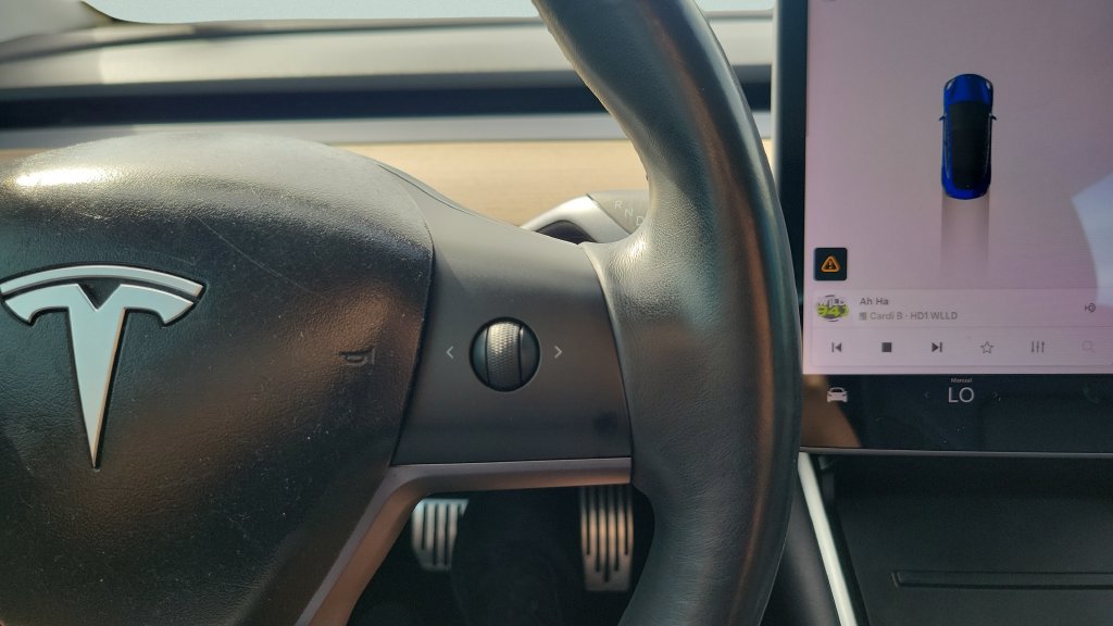 Used 2018 Tesla Model 3 Long Range RWD image 22