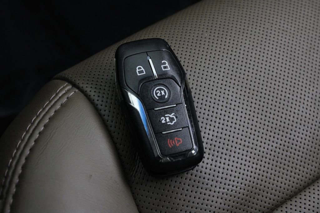 Used 2015 Lincoln MKZ w/ Equipment Group 102A Reserve image 31