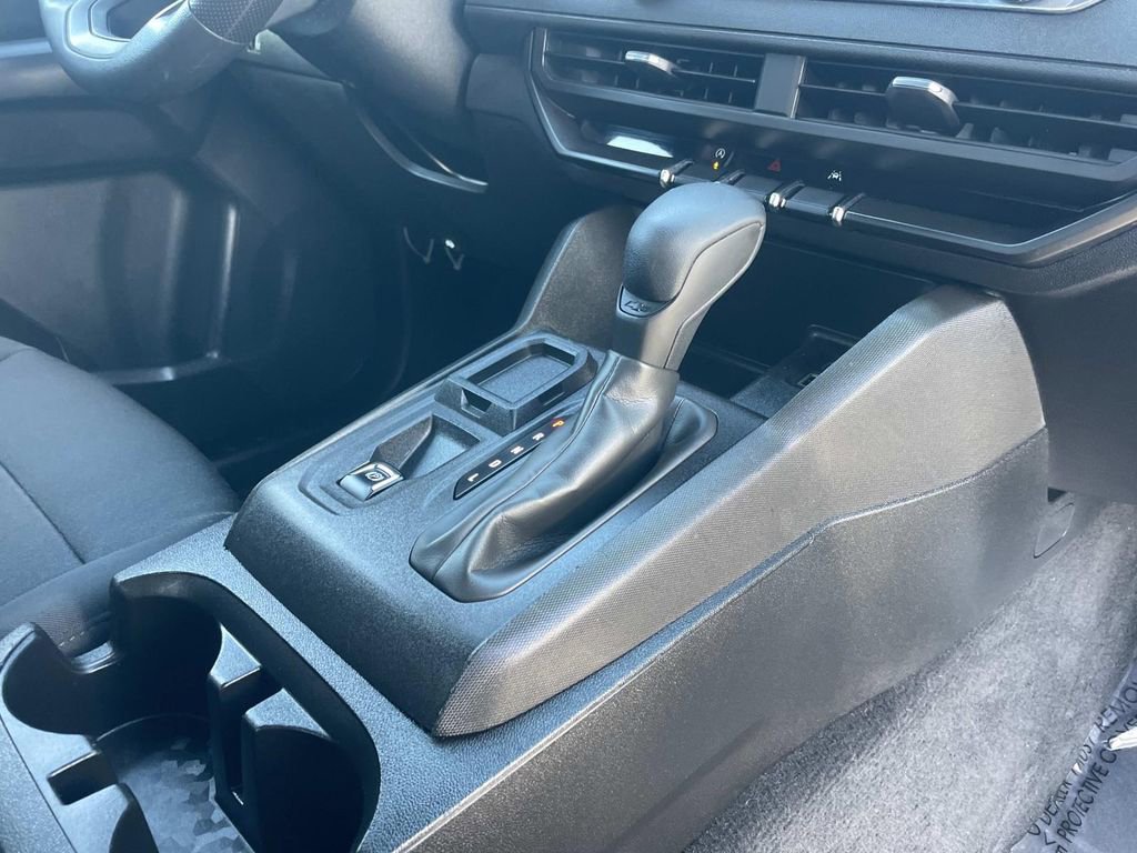 Used 2024 Chevrolet Colorado W/T image 28