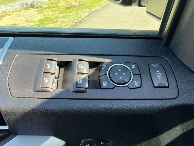 Used 2021 Ford F350 Lariat w/ Lariat Value Package AWD/4WD image 21