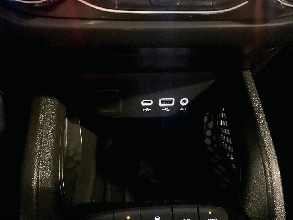 Used 2021 Chevrolet TrailBlazer LS AWD/4WD image 26