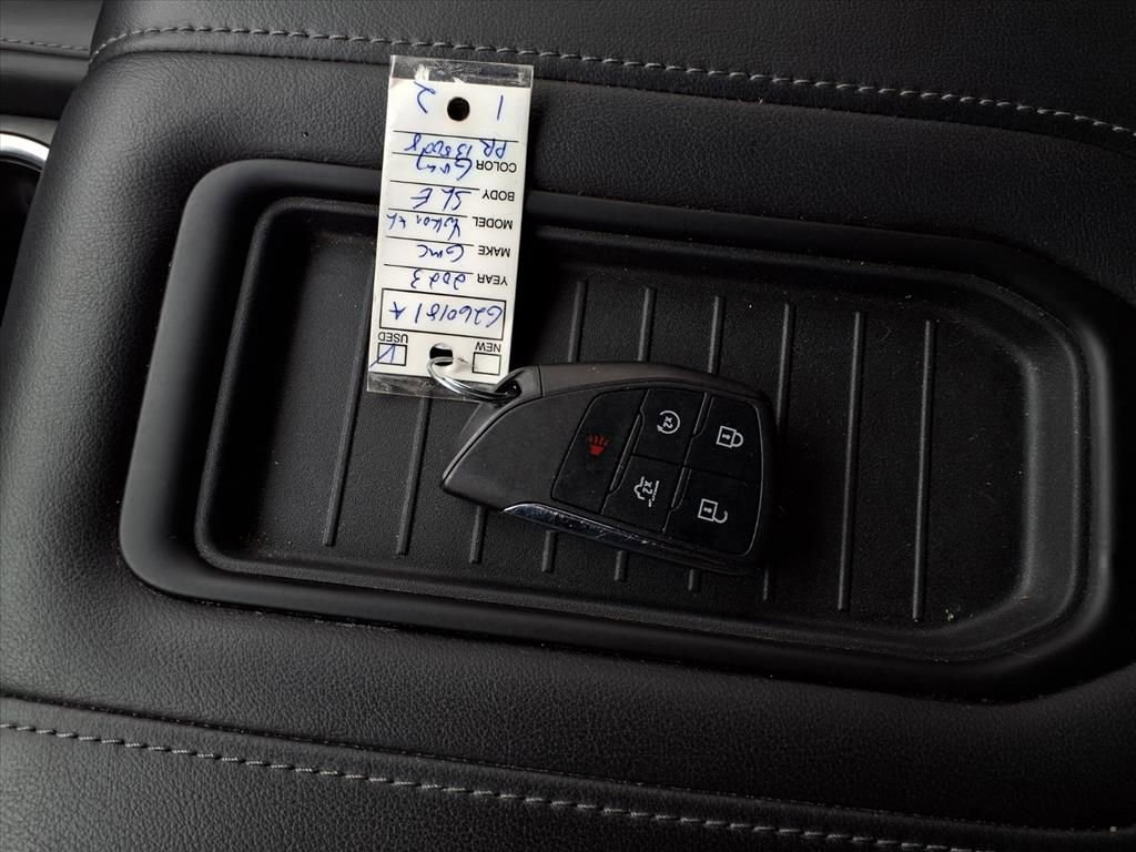 Certified 2023 GMC Yukon XL SLE image 12