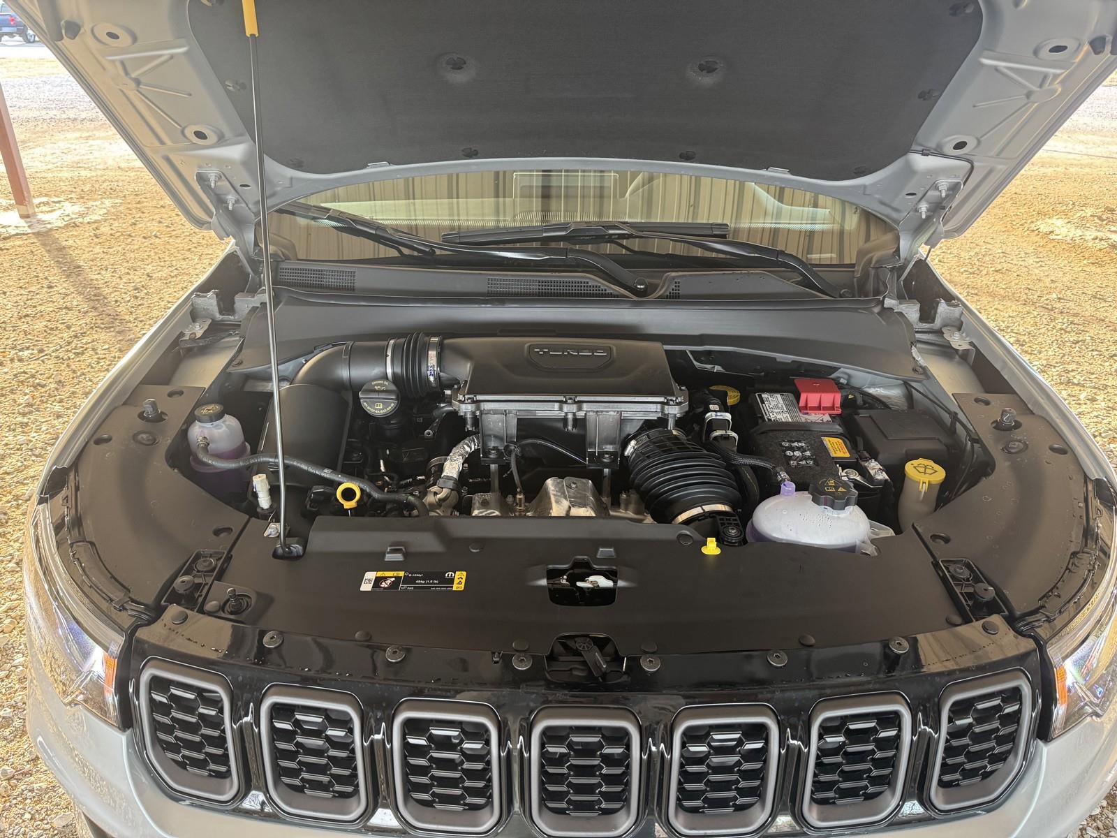 New 2026 Jeep Compass Latitude image 37