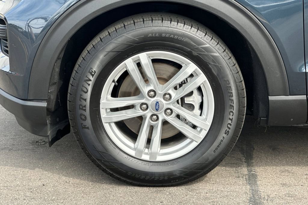 Certified 2023 Ford Explorer XLT image 30