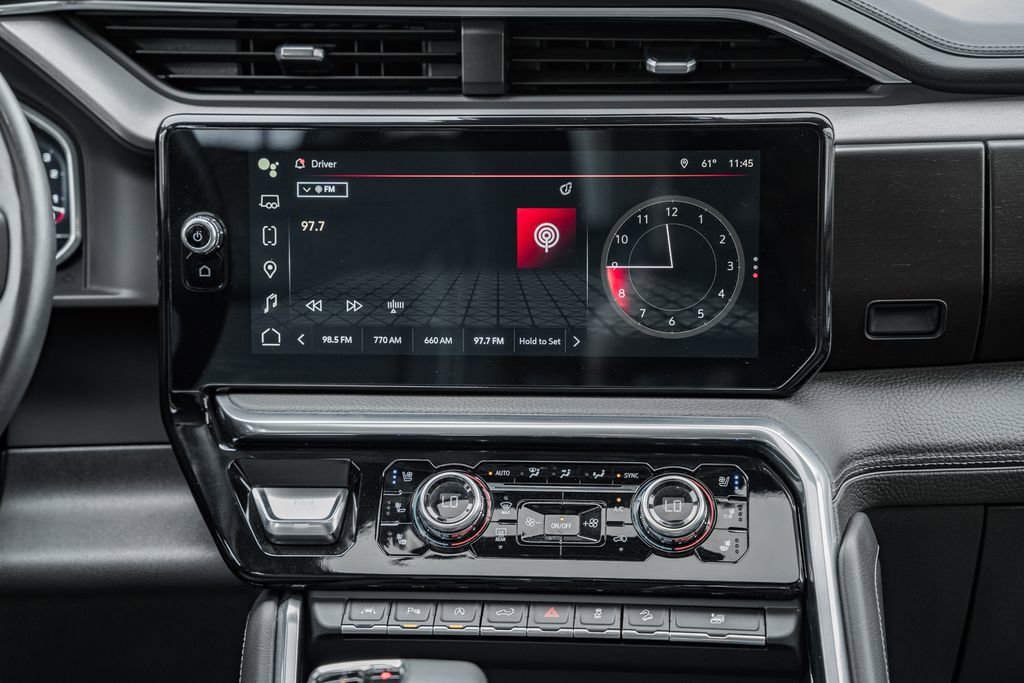 Used 2023 GMC Sierra 1500 Denali w/ Technology Package AWD/4WD image 30