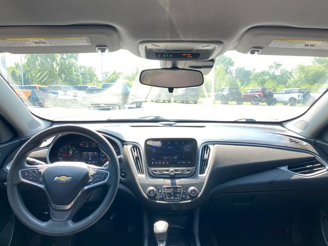Used 2023 Chevrolet Malibu LT FWD image 15