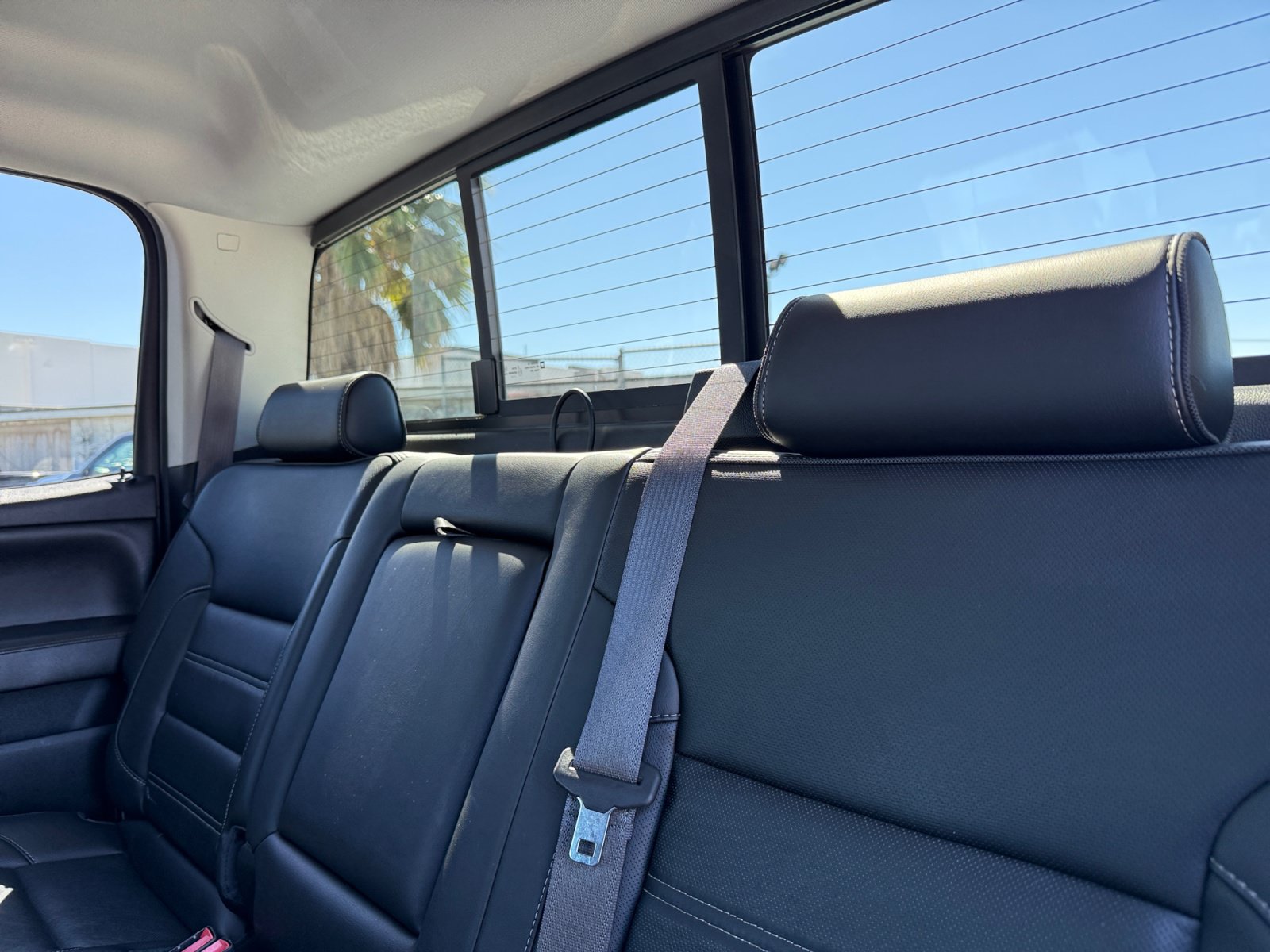 Used 2015 GMC Sierra 2500 Denali w/ Duramax Plus Package AWD/4WD image 18
