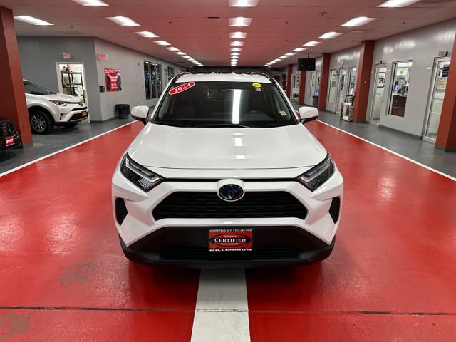 Certified 2024 Toyota RAV4 LE AWD/4WD image 8