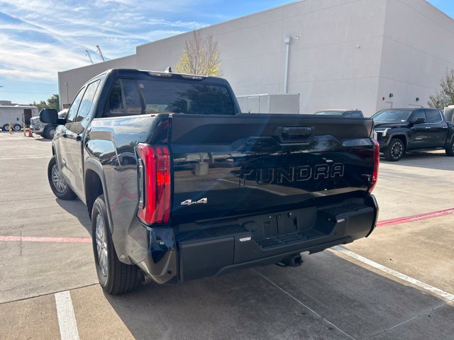 Used 2024 Toyota Tundra SR5 w/ SR5 Convenience Package AWD/4WD image 5