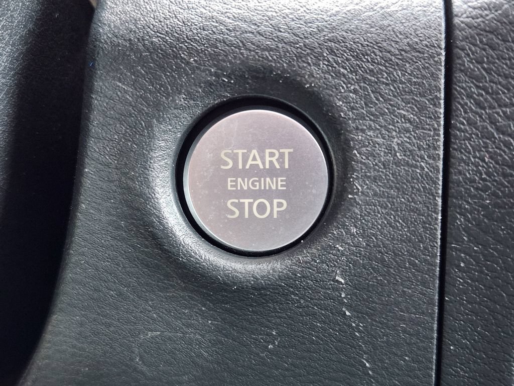 Certified 2022 Nissan Frontier SV AWD/4WD image 17