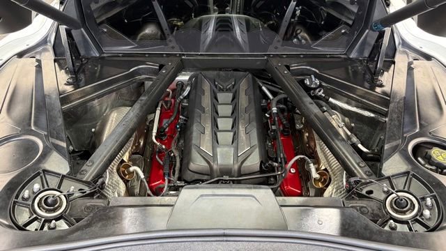 Used 2023 Chevrolet Corvette Stingray Preferred Cpe w/ Z51 Performance Package RWD image 5