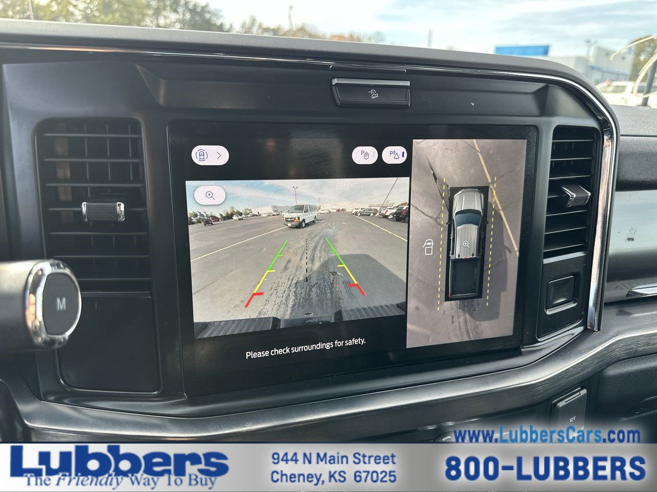 Used 2025 Ford F250 Lariat w/ FX4 Off-Road Package image 16