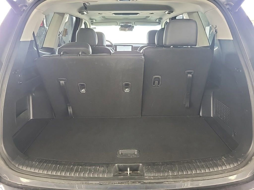 Used 2025 Kia Telluride S image 11