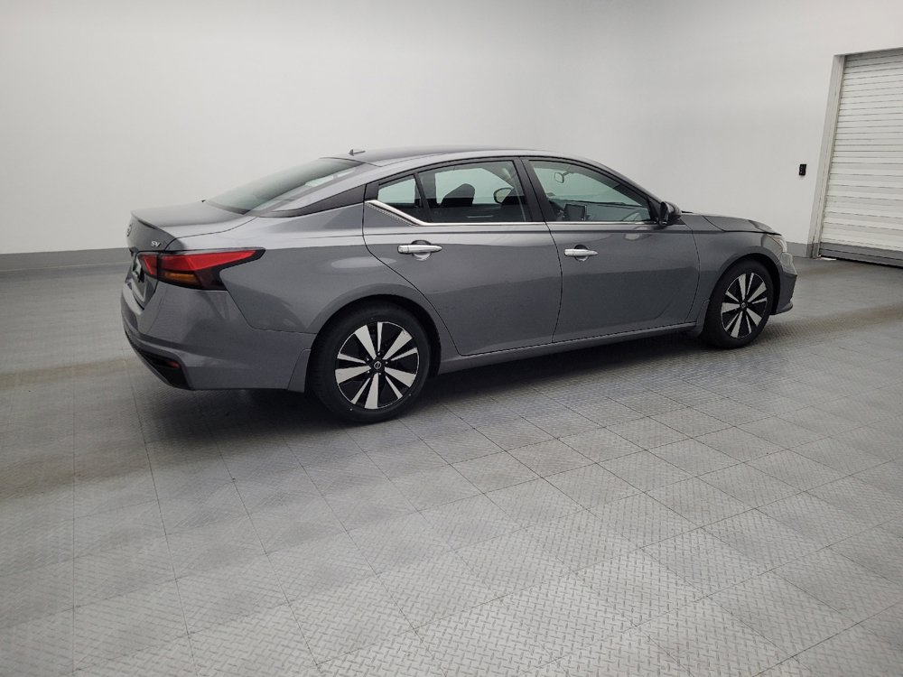 Used 2022 Nissan Altima 2.5 SV image 10
