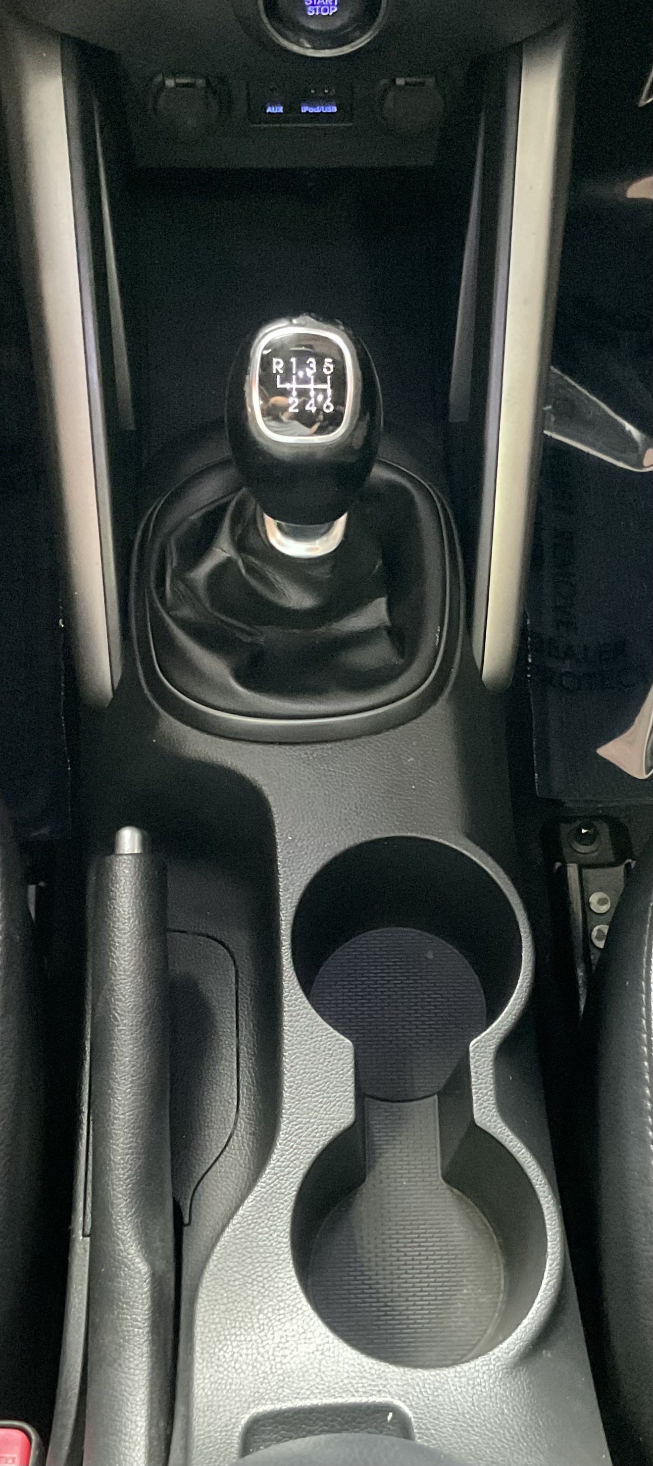 Used 2013 Hyundai Veloster Turbo w/ Ultimate Pkg FWD image 17
