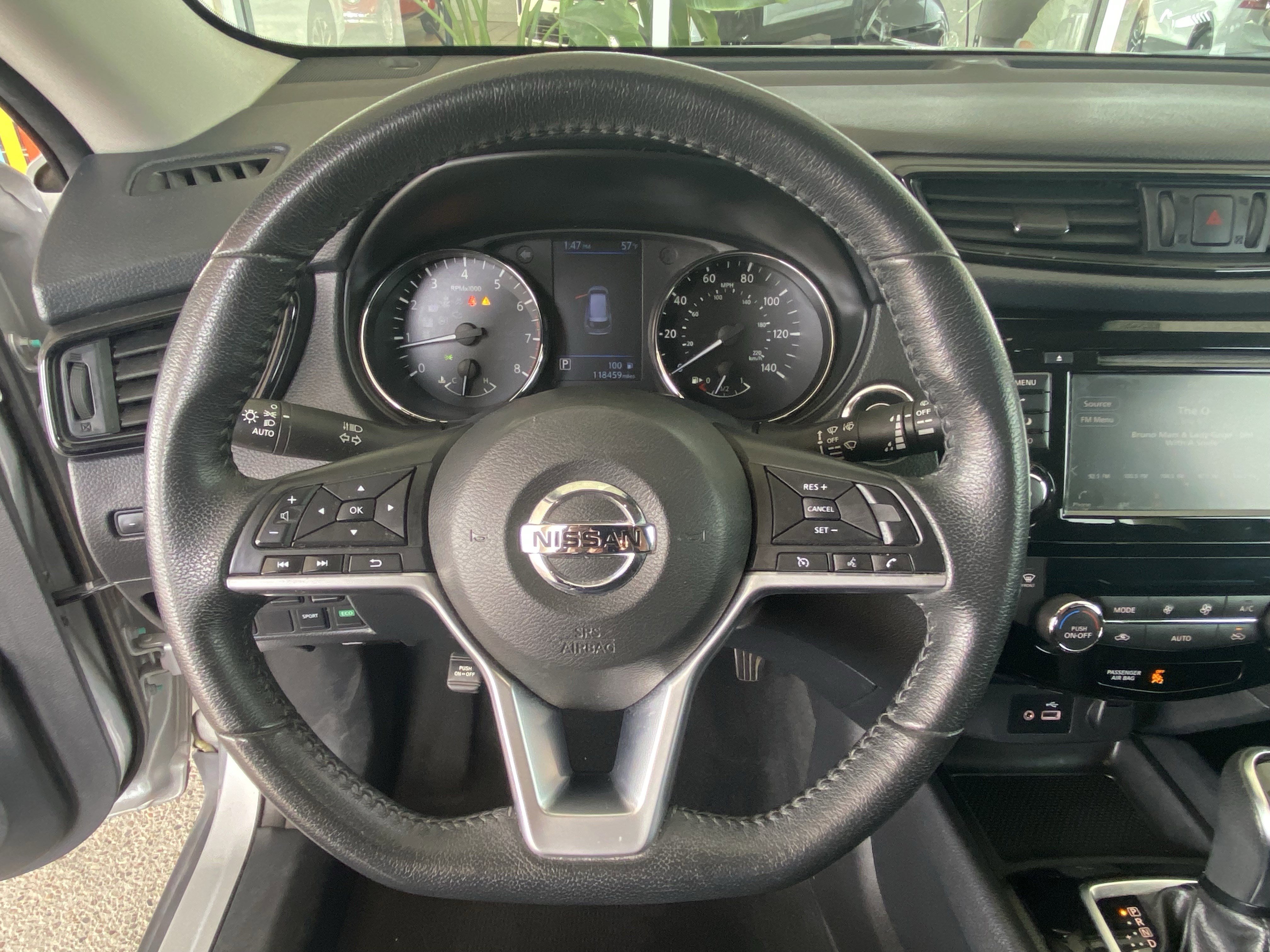 Used 2020 Nissan Rogue SV FWD image 22