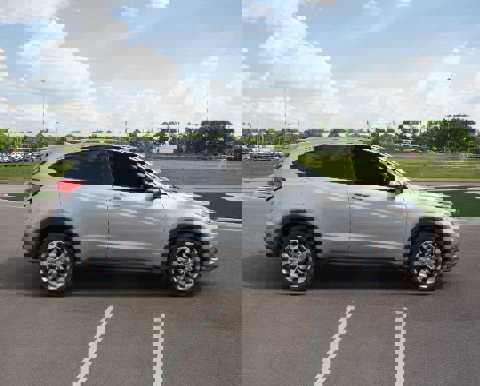 Used 2022 Honda HR-V LX image 18