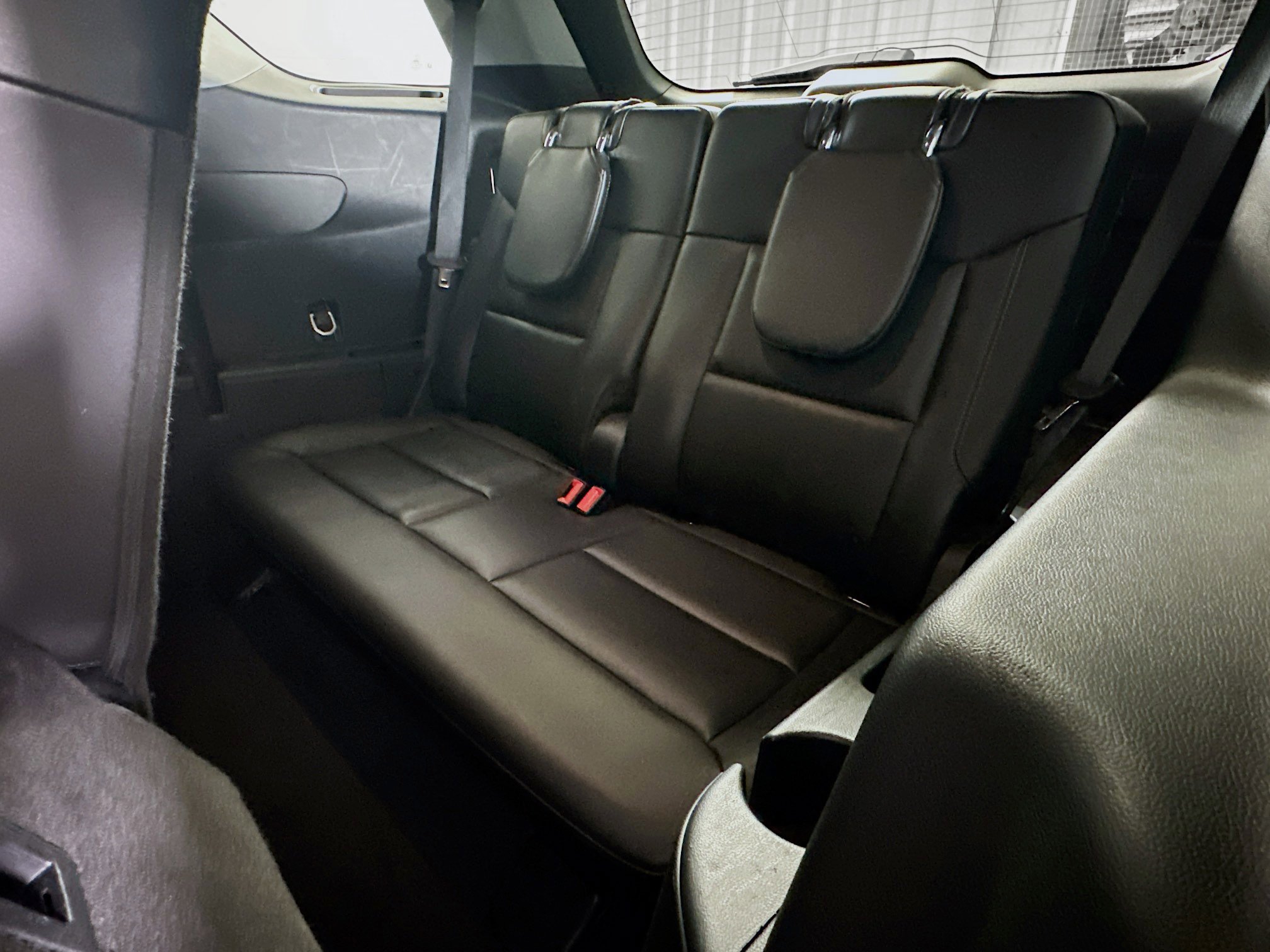 Used 2024 Ford Explorer XLT w/ Equipment Group 202A image 30