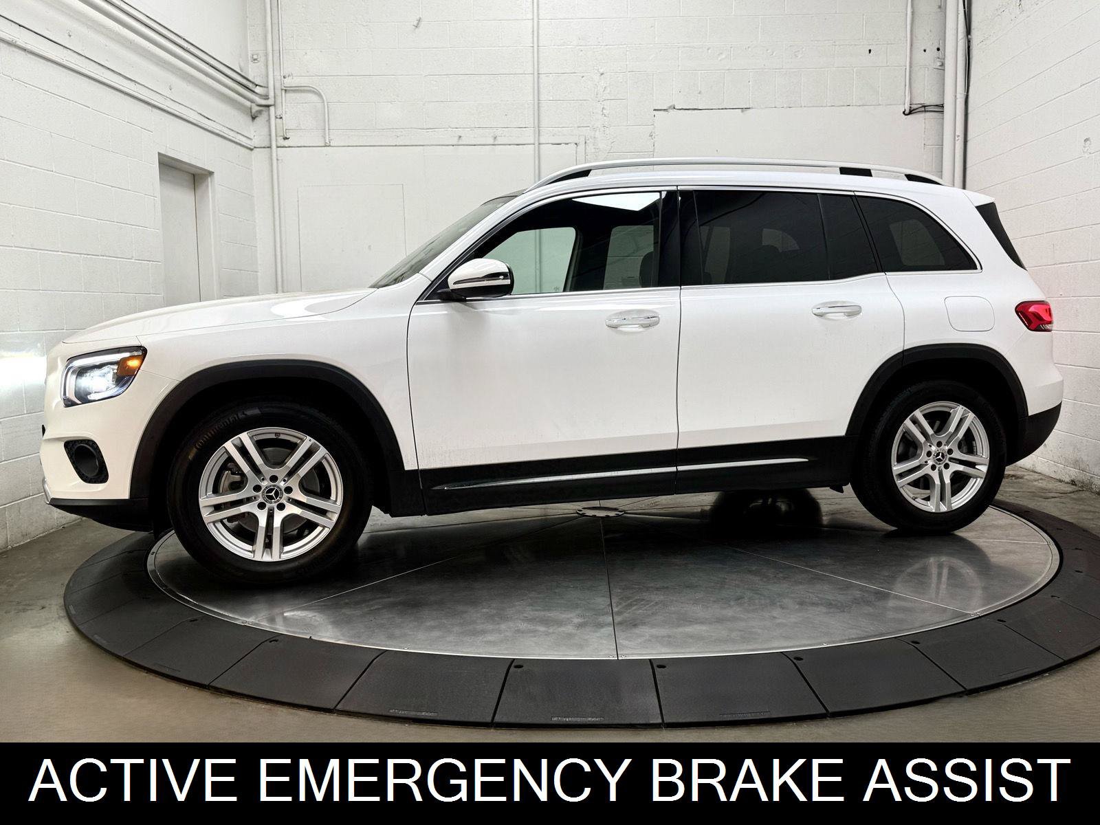 Used 2022 Mercedes-Benz GLB 250 4MATIC image 4