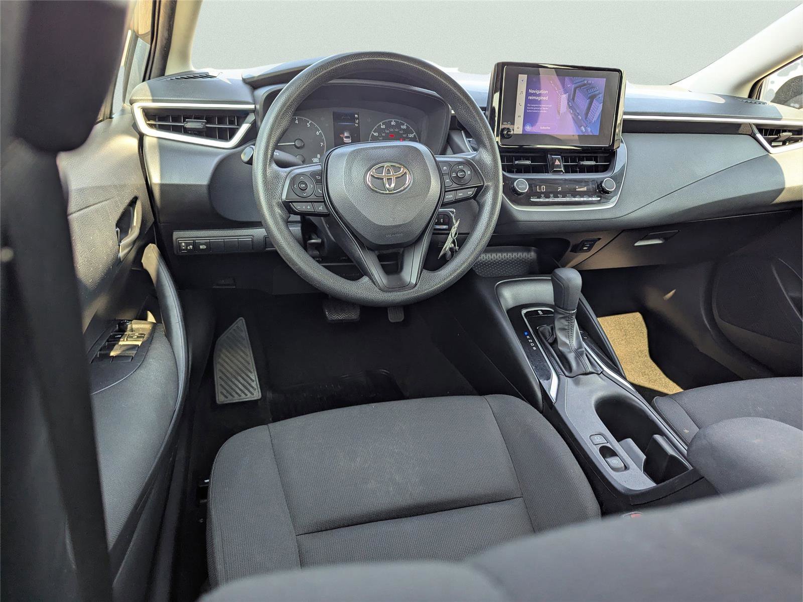 Used 2023 Toyota Corolla LE image 18