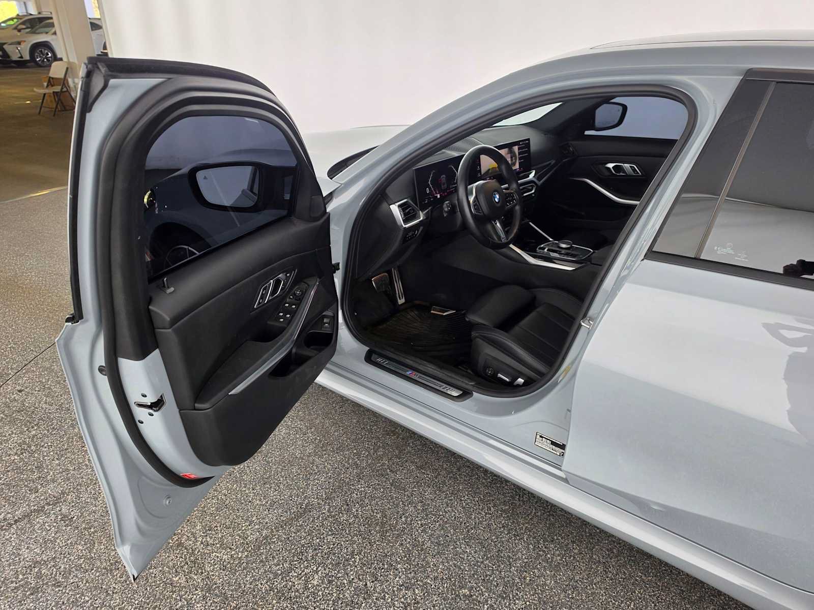 Used 2023 BMW M340i RWD image 19