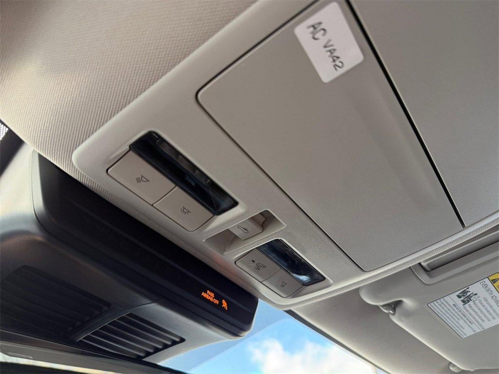 Used 2025 MAZDA CX-50 2.5 Hybrid w/ Cargo Package image 31