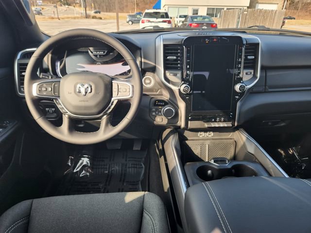 New 2026 RAM 1500 4x4 Crew Cab image 10