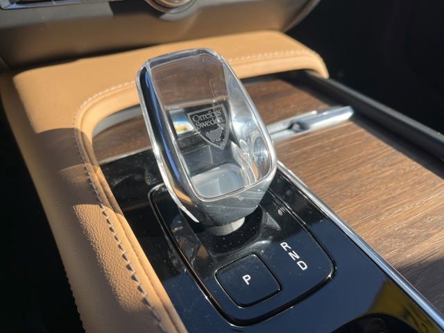 Certified 2025 Volvo V90 B6 Cross Country Ultra w/ Climate Package AWD/4WD image 34