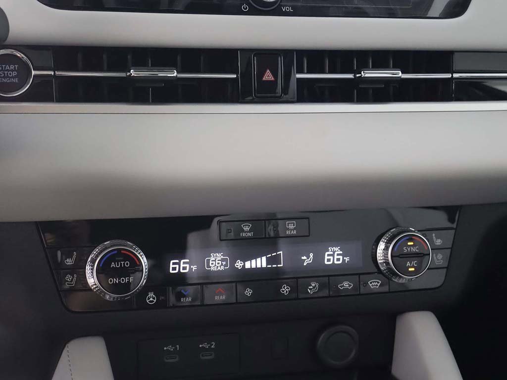 New 2025 Mitsubishi Outlander AWD image 53